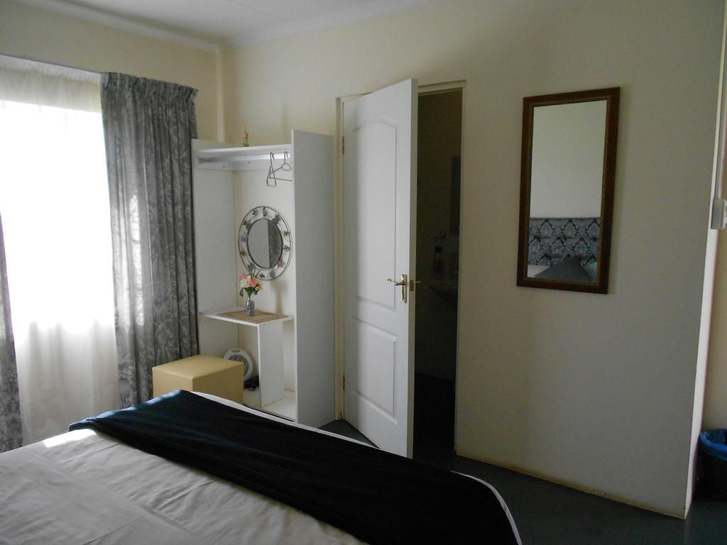 Hartley Manor Guest House Muldersdrift Zimmer foto